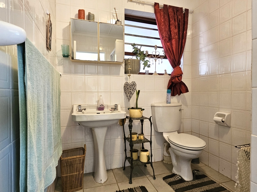 3 Bedroom Property for Sale in C Place Eastern Cape